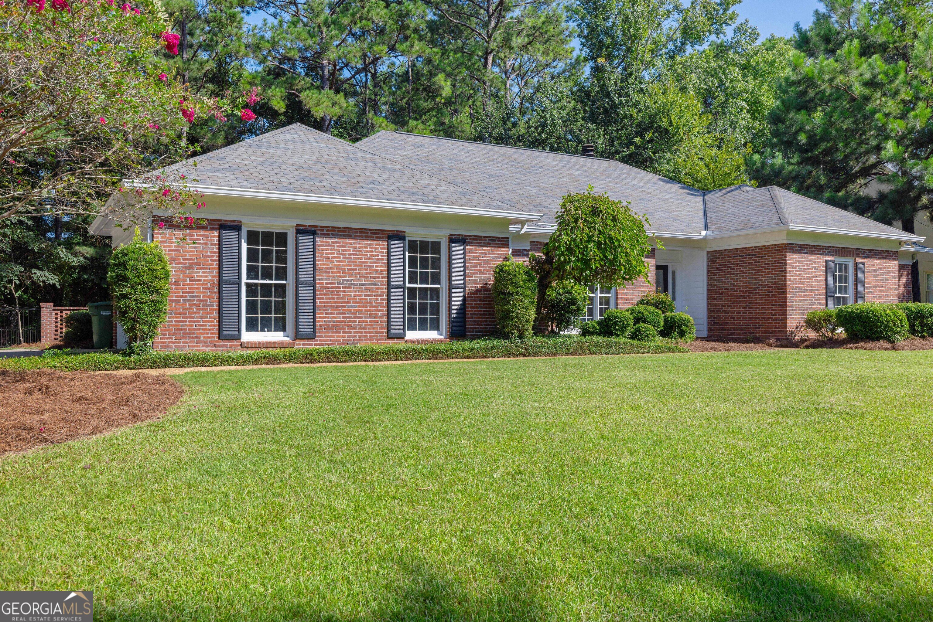 1107 Laurelwood RD