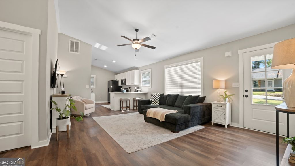 Photo of 99 Bryant Circle, Cedartown, GA 30125 (MLS # 10631209)