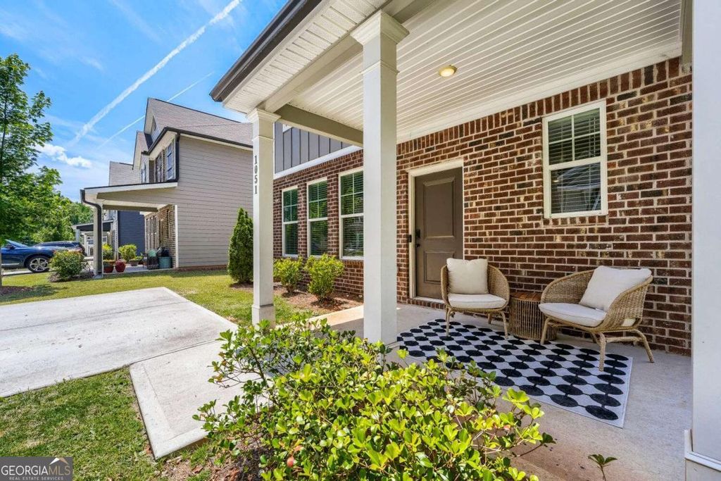 Photo of 1051 Thomasville Estate Way, Atlanta, GA 30315 (MLS # 10767139)