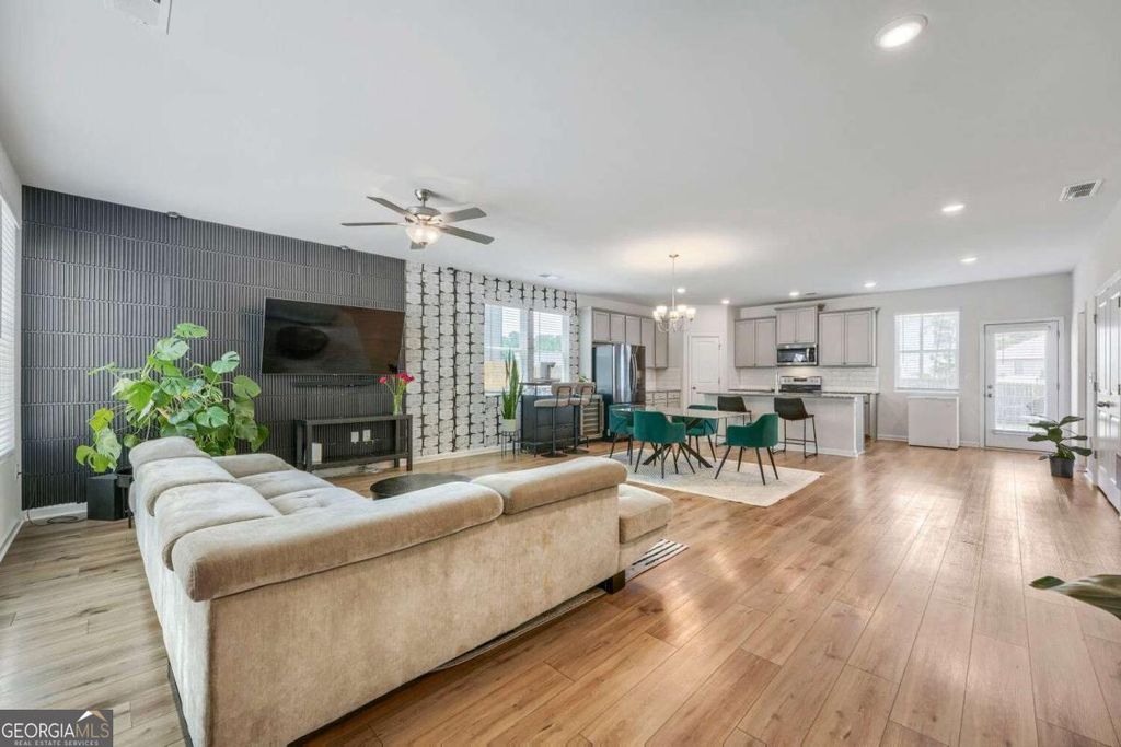 Photo of 1051 Thomasville Estate Way, Atlanta, GA 30315 (MLS # 10767139)