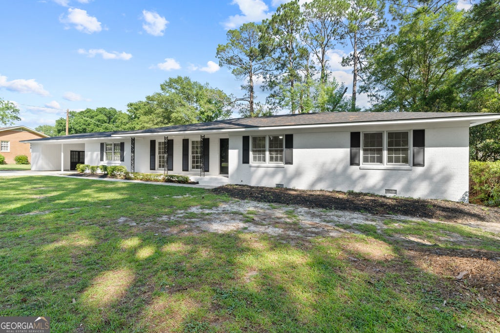 Photo of 223 Brookwood Dr, Dublin, GA 31021 (MLS # 10787126)