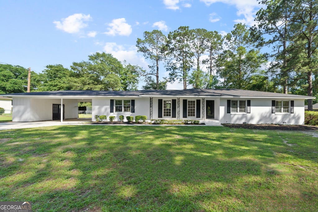Photo of 223 Brookwood Dr, Dublin, GA 31021 (MLS # 10787126)