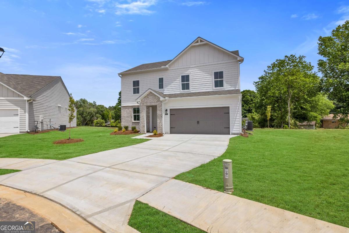 172 Sweet Water LN