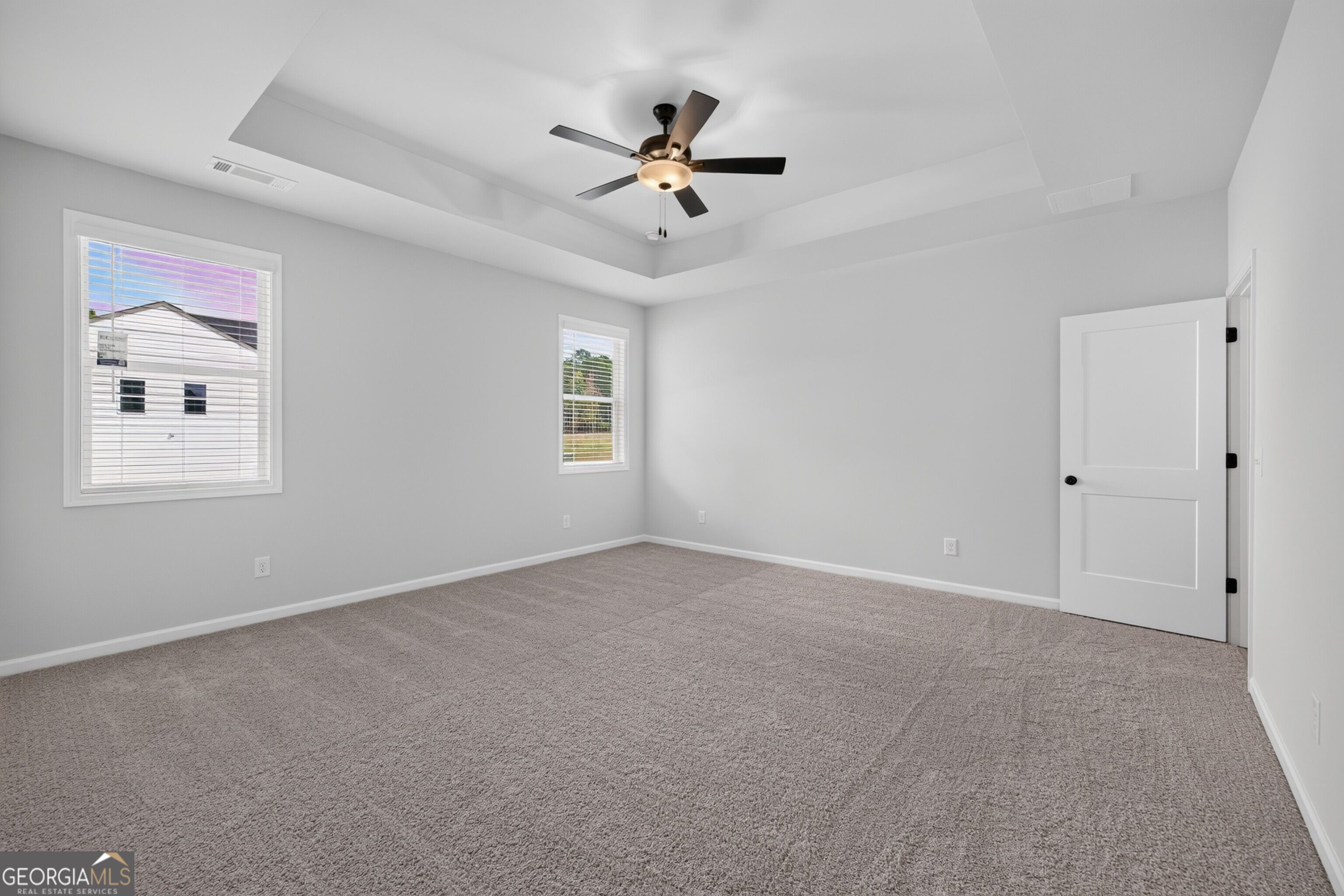 144 Eagles Crest DR