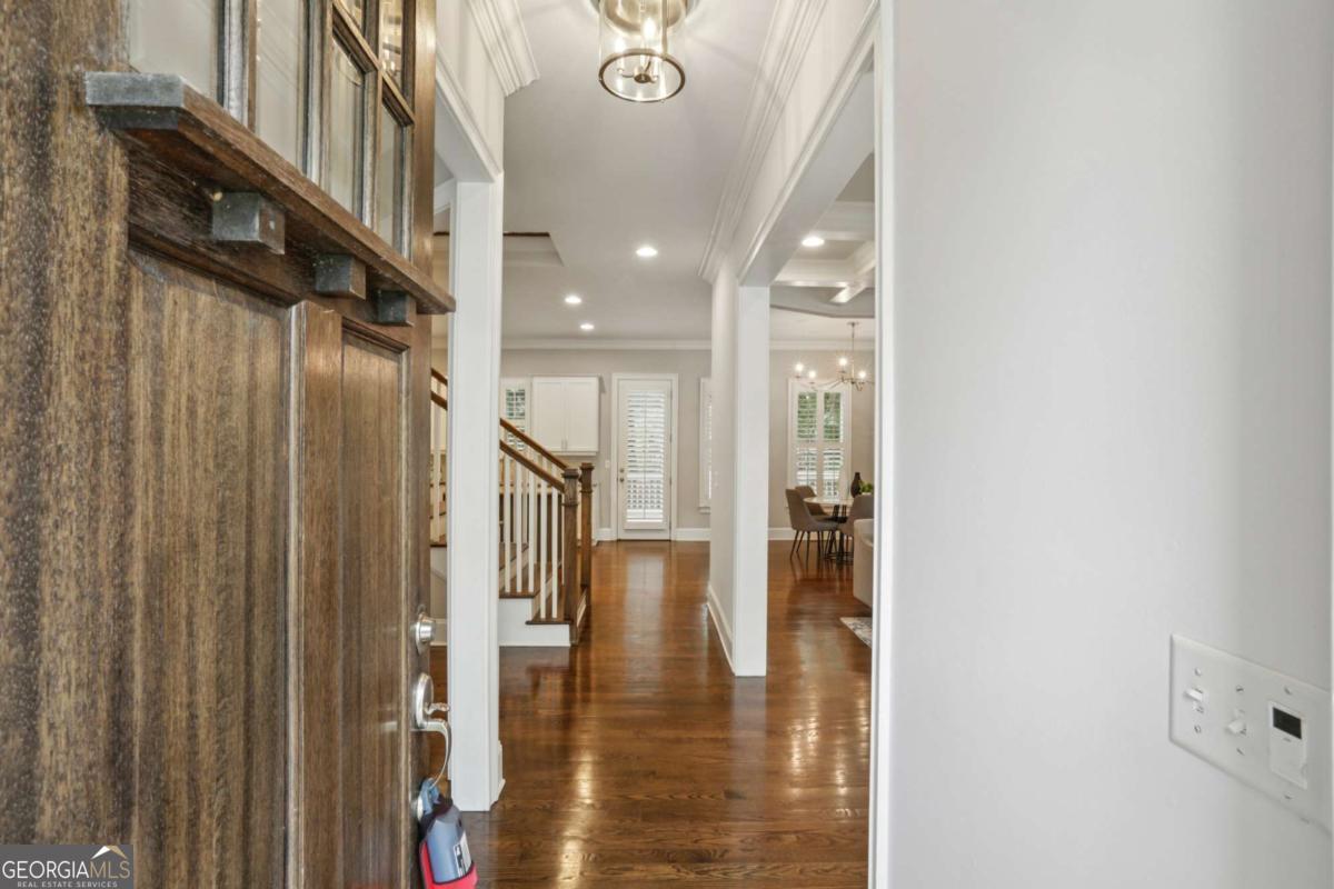 2585 Drew Valley RD NE