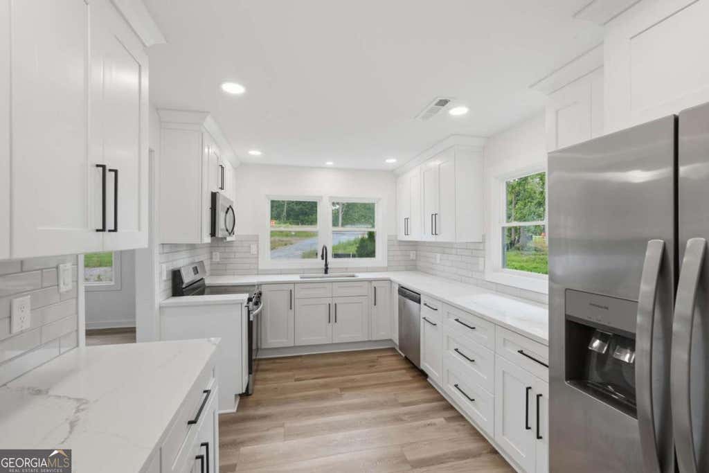 Photo of 12778 Cumming Highway, Canton, GA 30115 (MLS # 10790648)