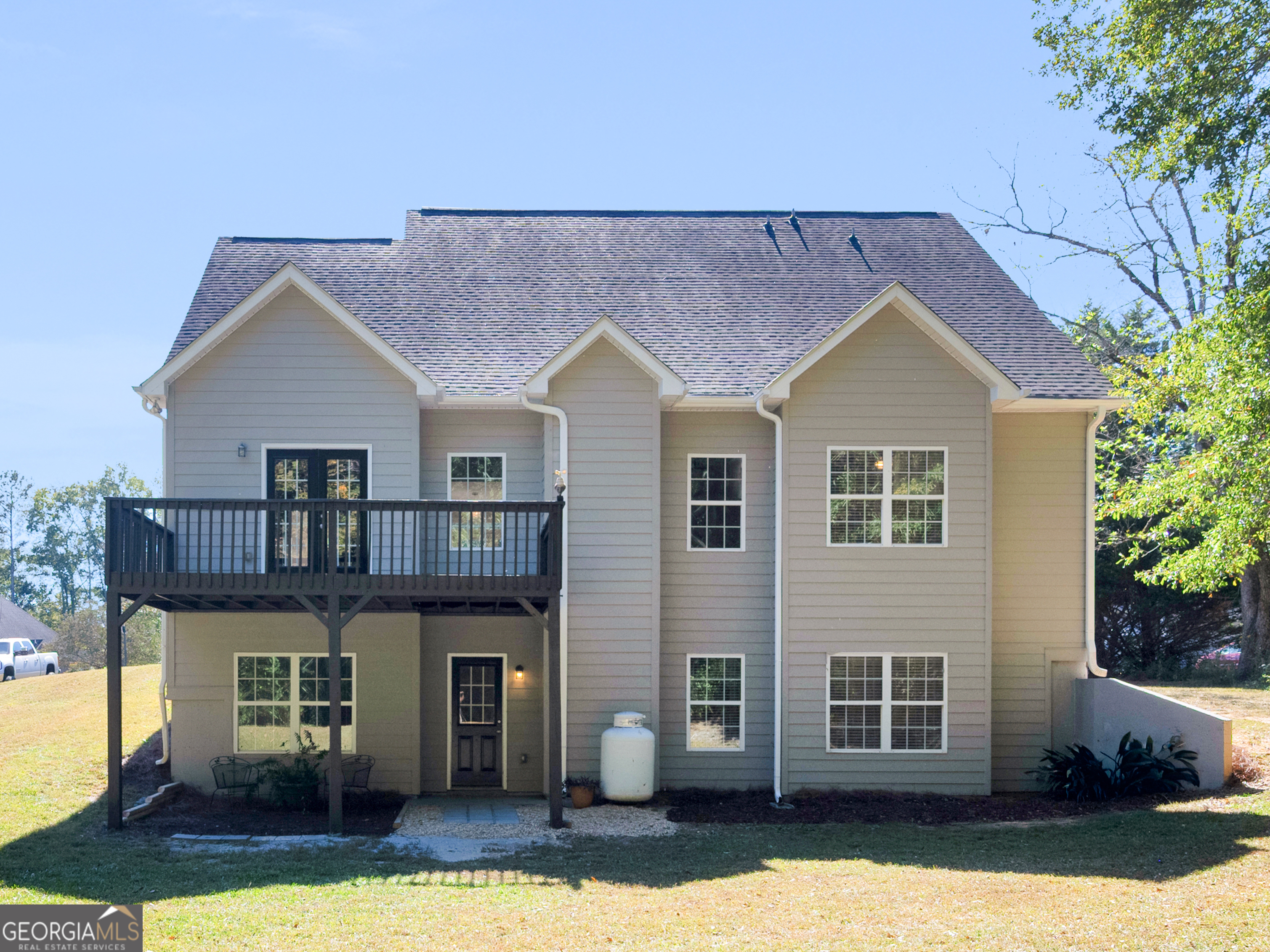 101 Coldwater LN
