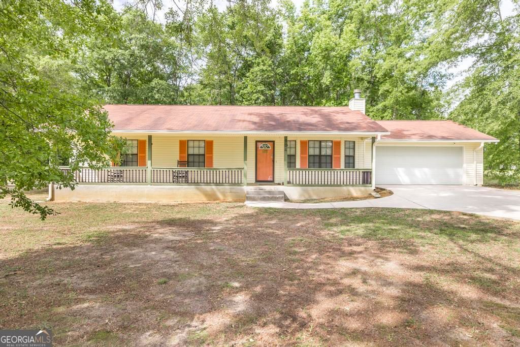 Photo of 904 Robinhood Road, Dublin, GA 31021 (MLS # 10758986)
