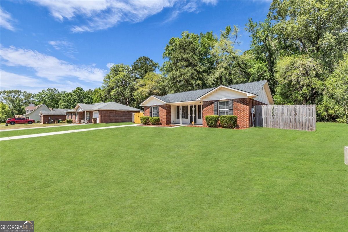 418 Garden Acres WAY