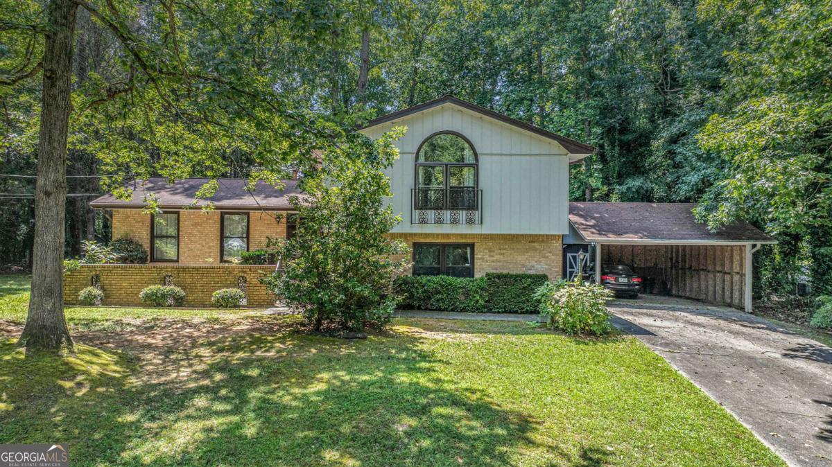 Spacious Dunwoody Split-Level with Endless Potential! Bring your vision and unlock the possibilities in this solidly built home, lovingly maintained by the same family for decades. Featuring 500 square feet of bonus flex living space plus a sunroom, this home offers plenty of room to grow, create, and make it your own! Why stay stuck in the '70s? Just wait until you see the gorgeous original hardwoods in the dining room-ready to shine again! This is the ideal opportunity for investors, HGTV dreamers, or buyers with a creative eye to reimagine and transform. Zoned for Dunwoody schools, it's perfectly situated in a prime Dunwoody location, close to Dunwoody Village, the incredible Brook Run Park, and just minutes from Perimeter Mall, City Springs, Historic Roswell, I-285, 85 and GA-400! And.....No HOA, and all upside -make it yours today!