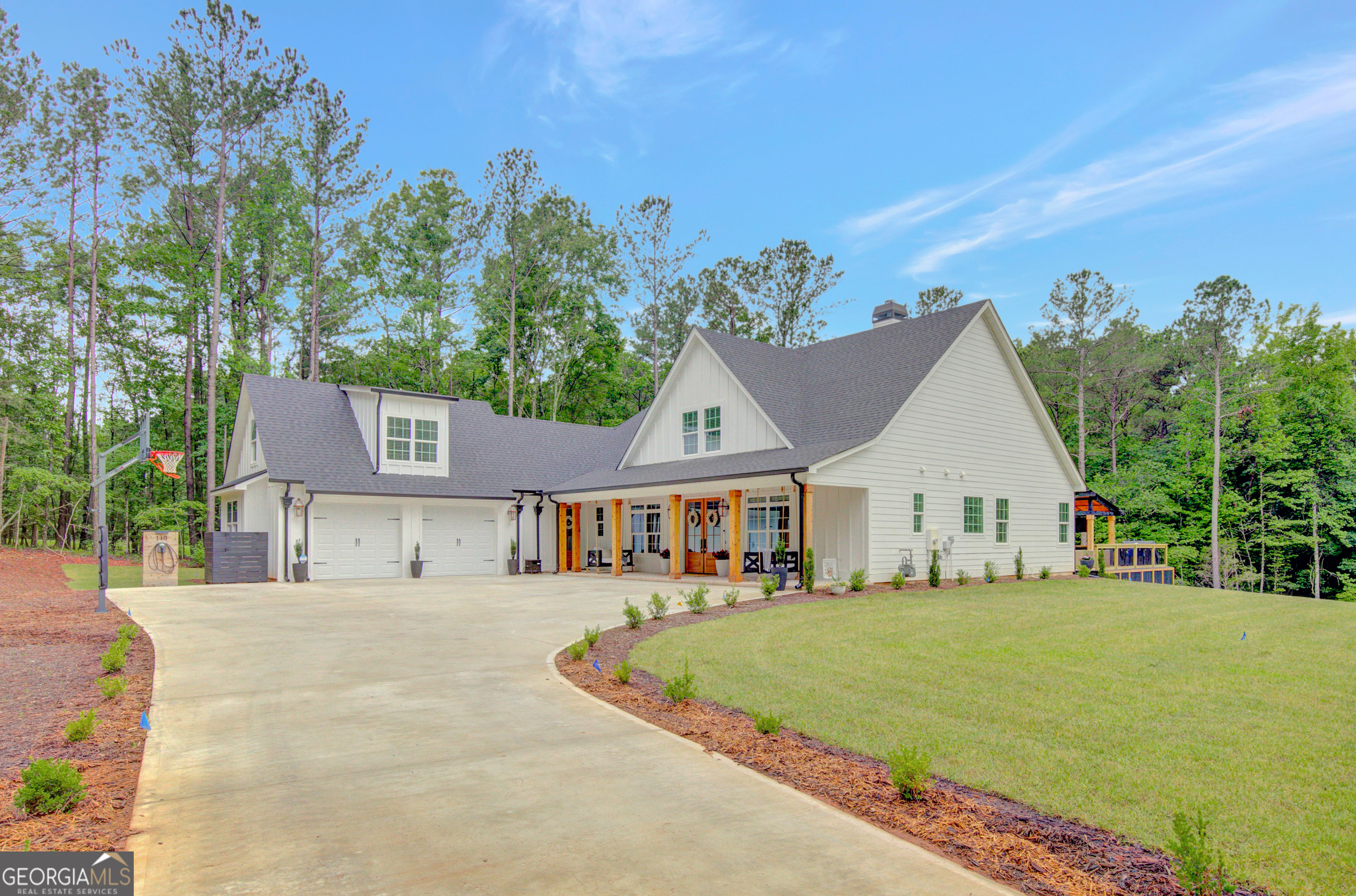 140 S Alexander Creek RD