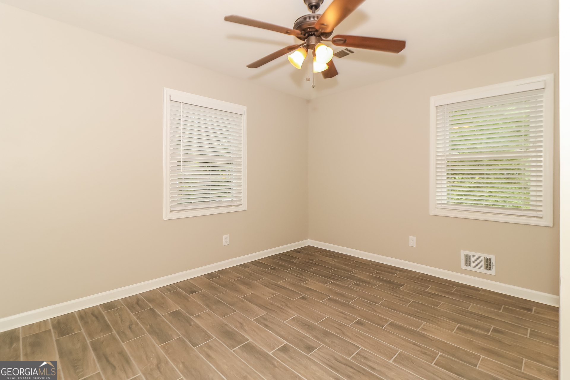 WP ADDISON - Residential Lease