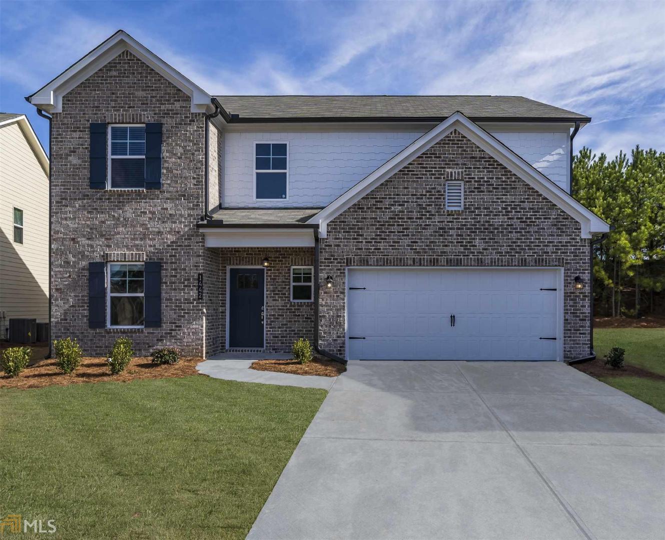 HASTINGS - Floor Plan features 4 Bedrooms and 2.5 Bathrooms. This floor plan has a large two story foyer when entering followed by a formal living and dining room that open into a large kitchen/breakfast/family room are that is well lit with windows along the entire back of the home. The Hastings Plan offers a Large Master Suite and huge master closet. THIS HOME CAN CLOSE MARCH 2020. Interior still under construction, front photo is of actual home.