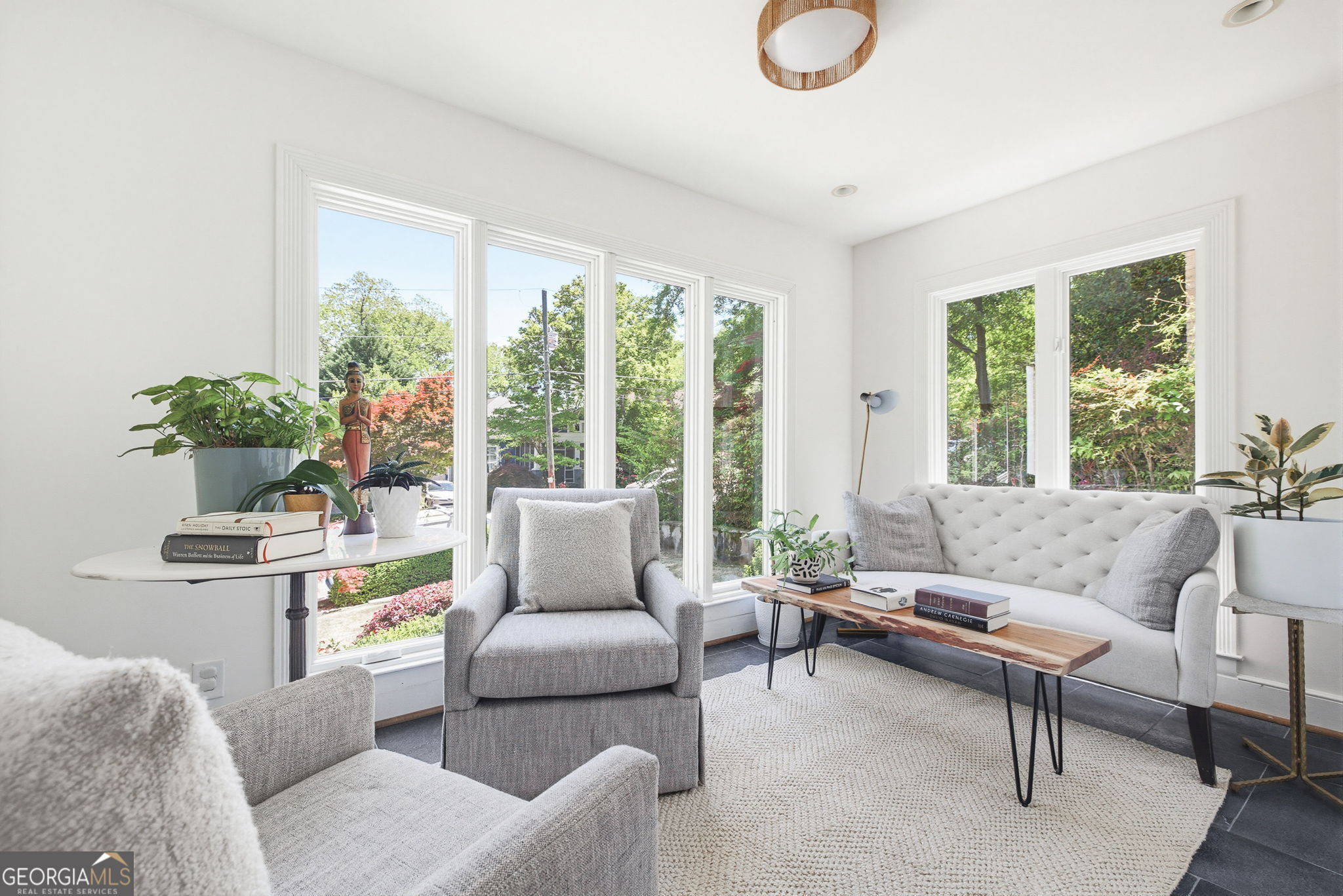 446 Hardendorf AVE NE