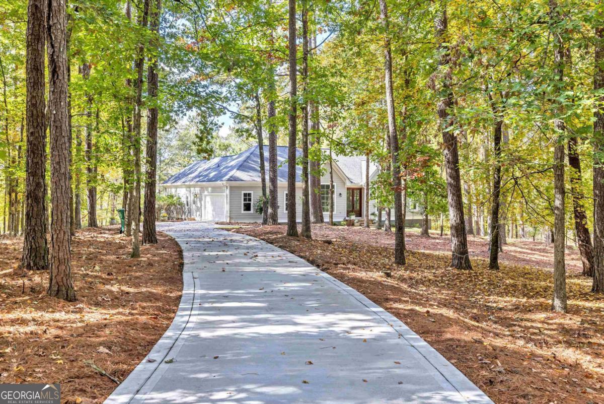 1151 Pinehurst DR