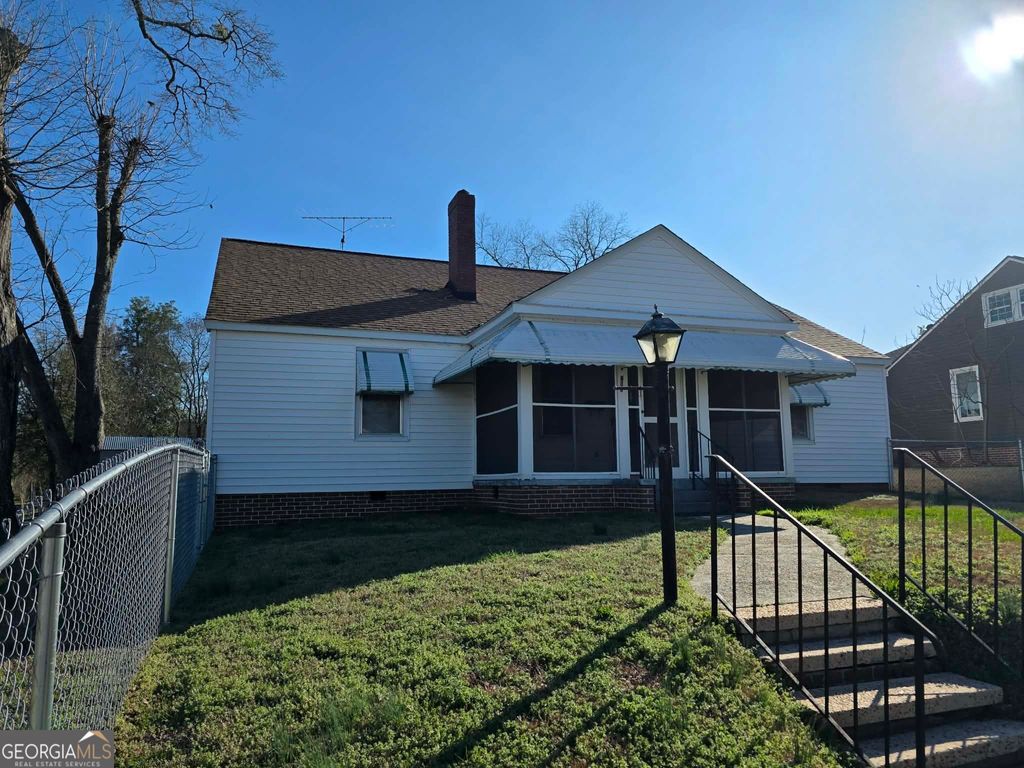 Photo of 600 Fourth Ave, Thomaston, GA 30286 (MLS # 10697446)