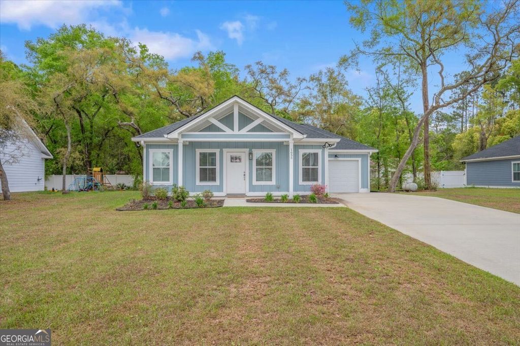 Photo of 1658 Ashantilly Drive, Darien, GA 31305 (MLS # 10727920)