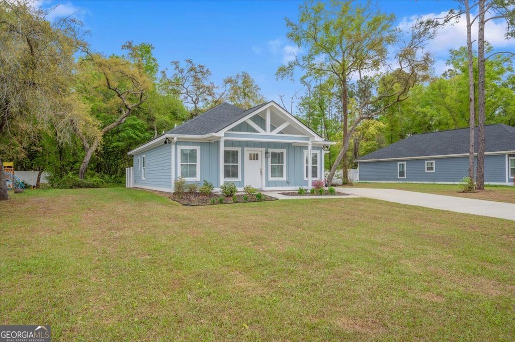 Photo of 1658 Ashantilly Drive, Darien, GA 31305 (MLS # 10727920)