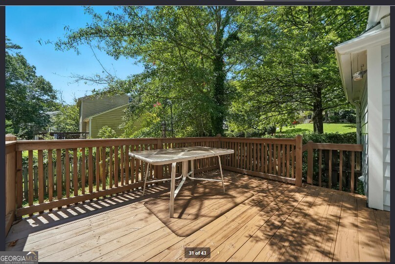 Berkshire Manor - Residential Lease