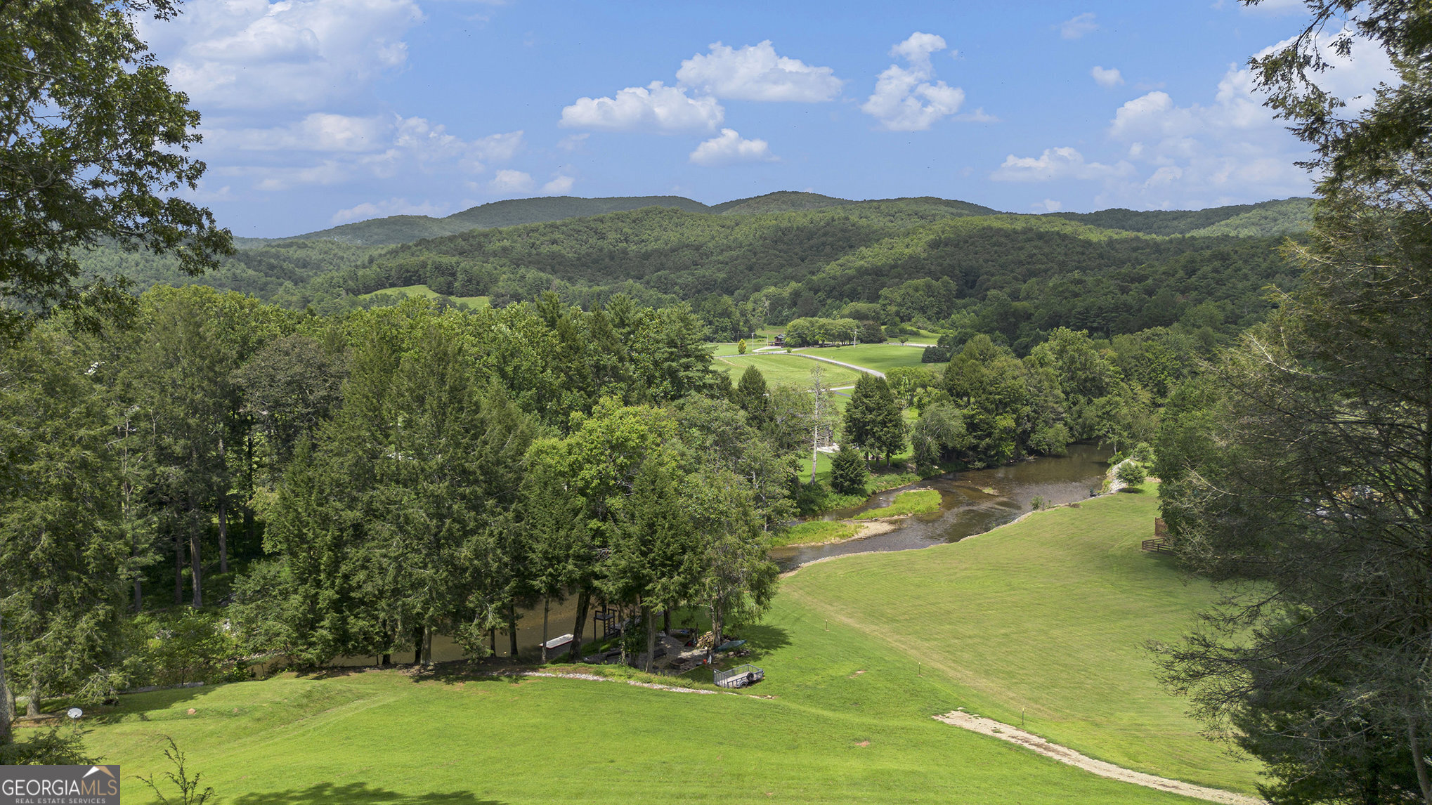 312 White Pine TRL