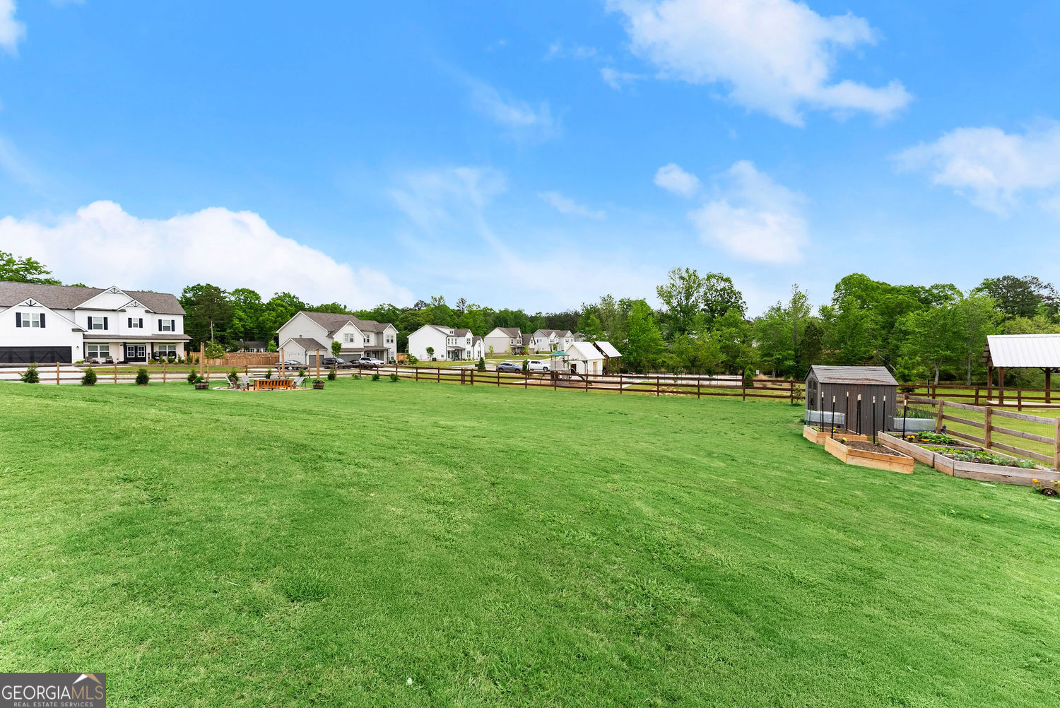 PORCHES AT MOBLEY LAKE - PB155-215 - Residential