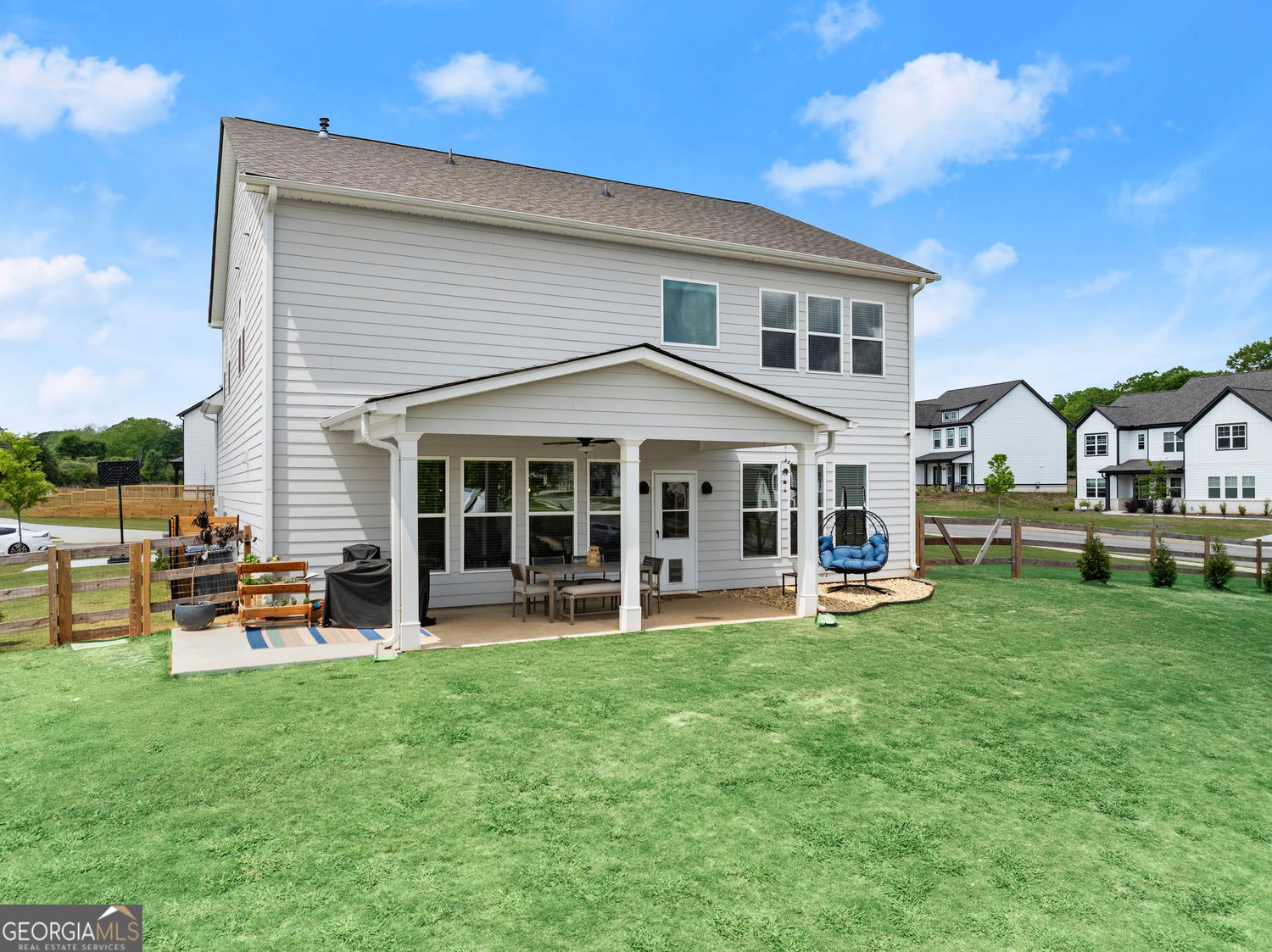 PORCHES AT MOBLEY LAKE - PB155-215 - Residential