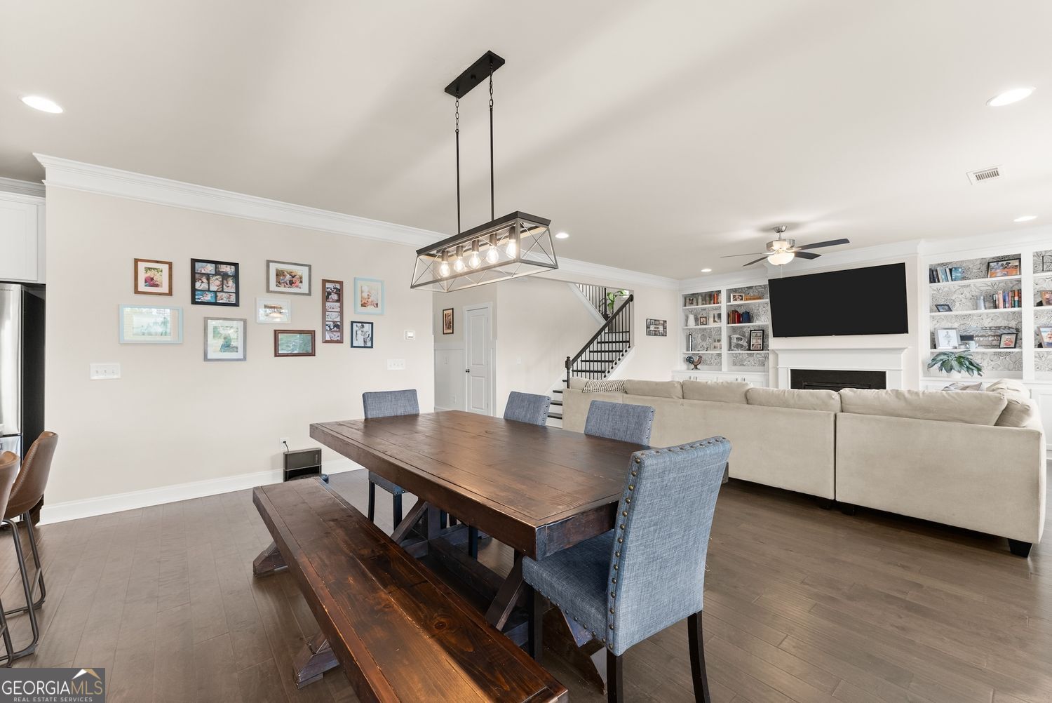 PORCHES AT MOBLEY LAKE - PB155-215 - Residential