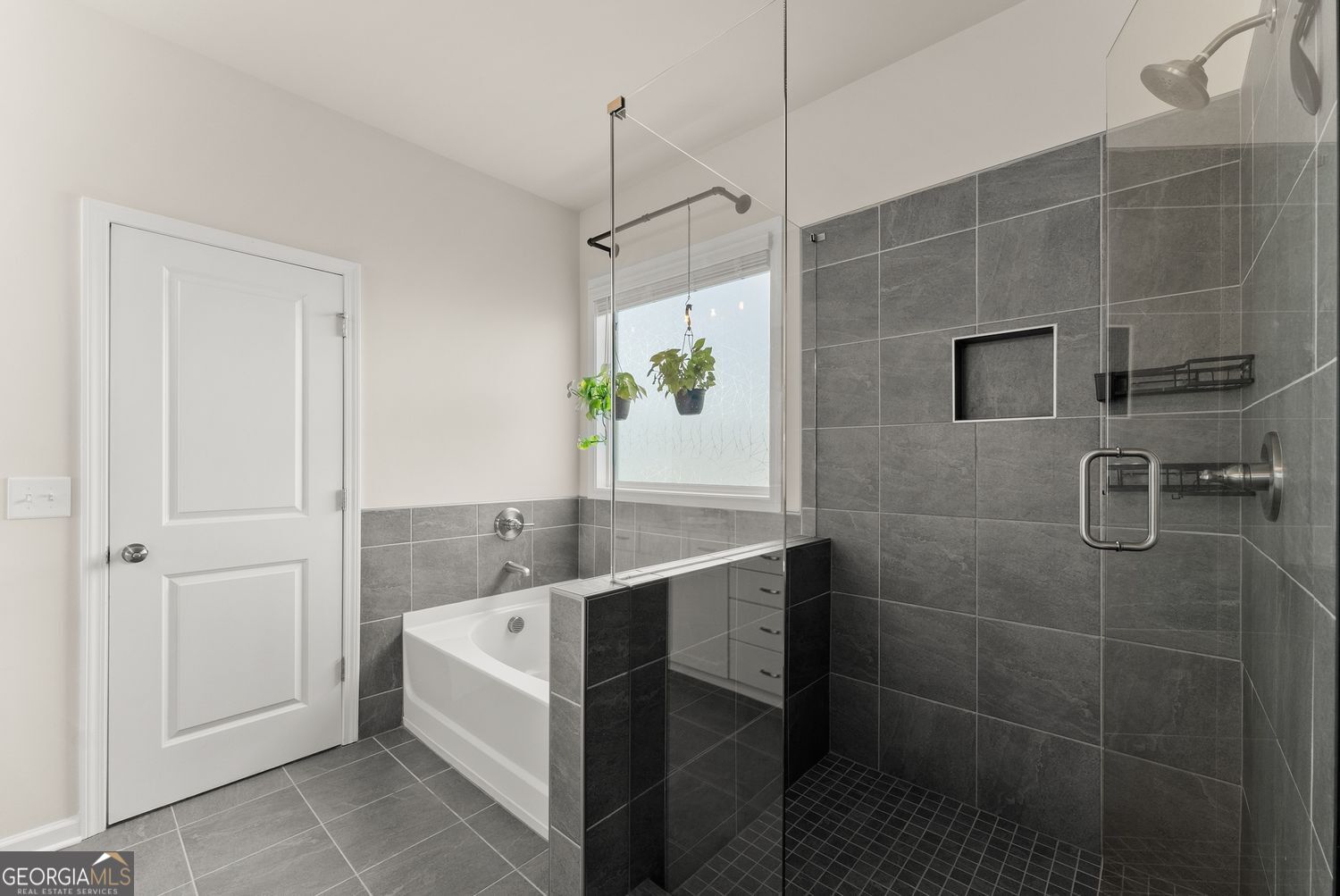 PORCHES AT MOBLEY LAKE - PB155-215 - Residential