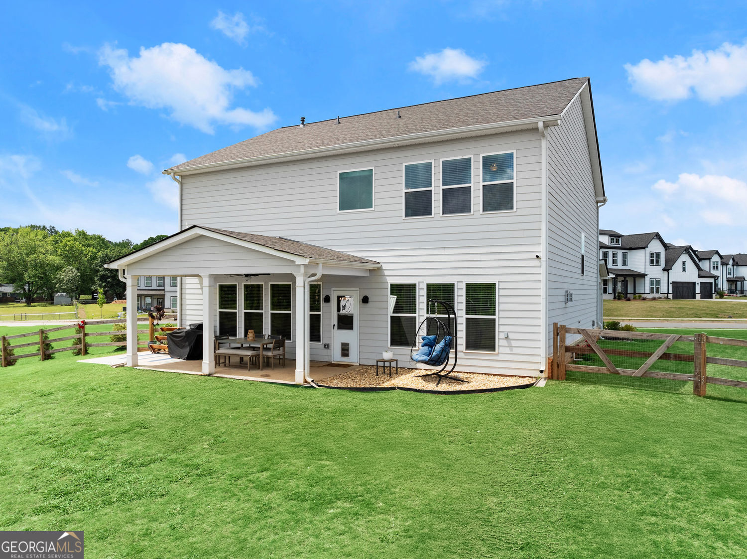 PORCHES AT MOBLEY LAKE - PB155-215 - Residential