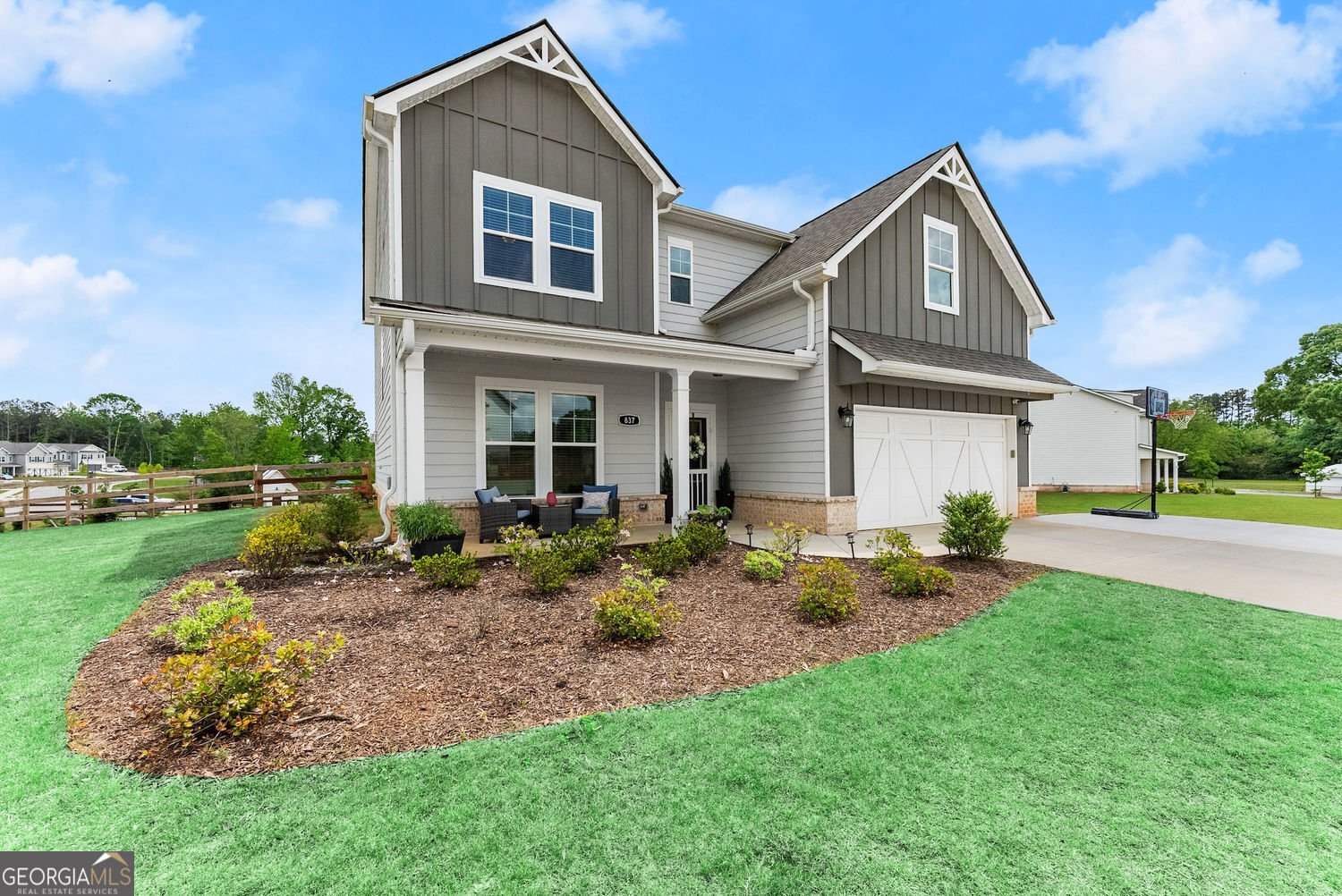 PORCHES AT MOBLEY LAKE - PB155-215 - Residential