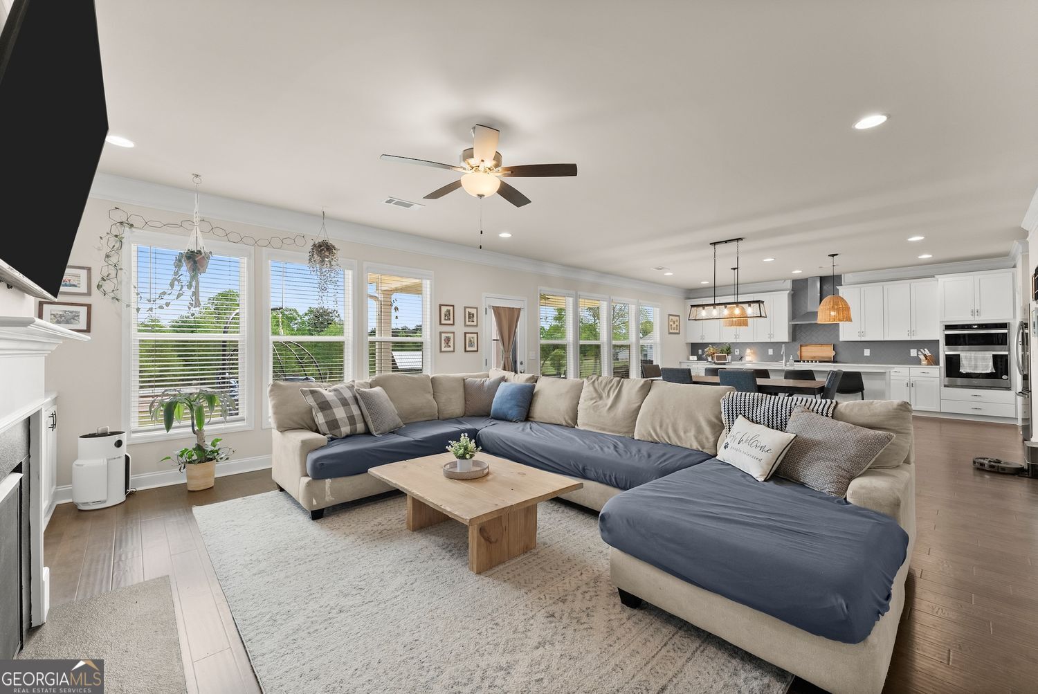 PORCHES AT MOBLEY LAKE - PB155-215 - Residential