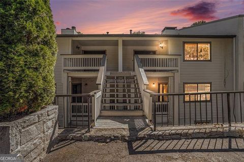 Photo of 3813 PACES FERRY WEST SE, Atlanta, GA 30339 (MLS # 10656074)