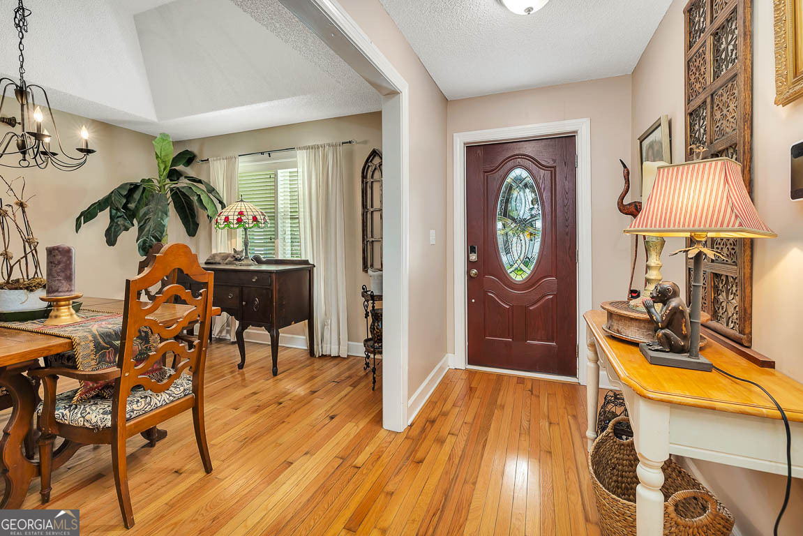 103 Cooper CIR