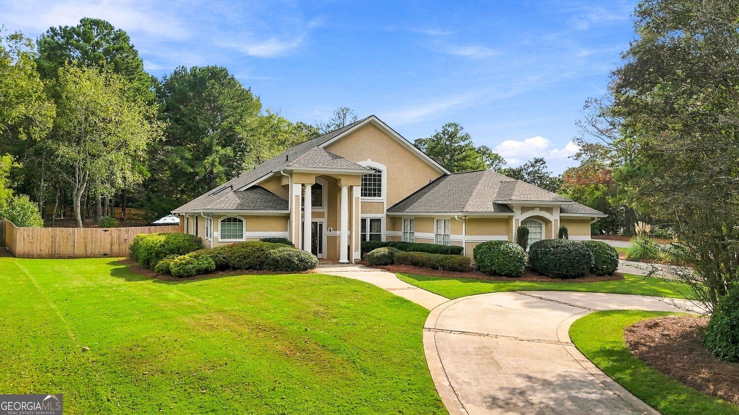 20 Parkgate LN