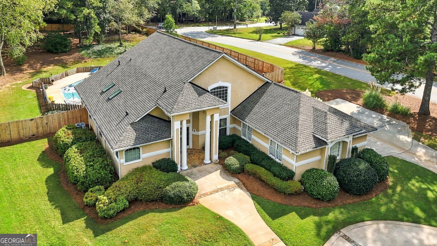 20 Parkgate LN