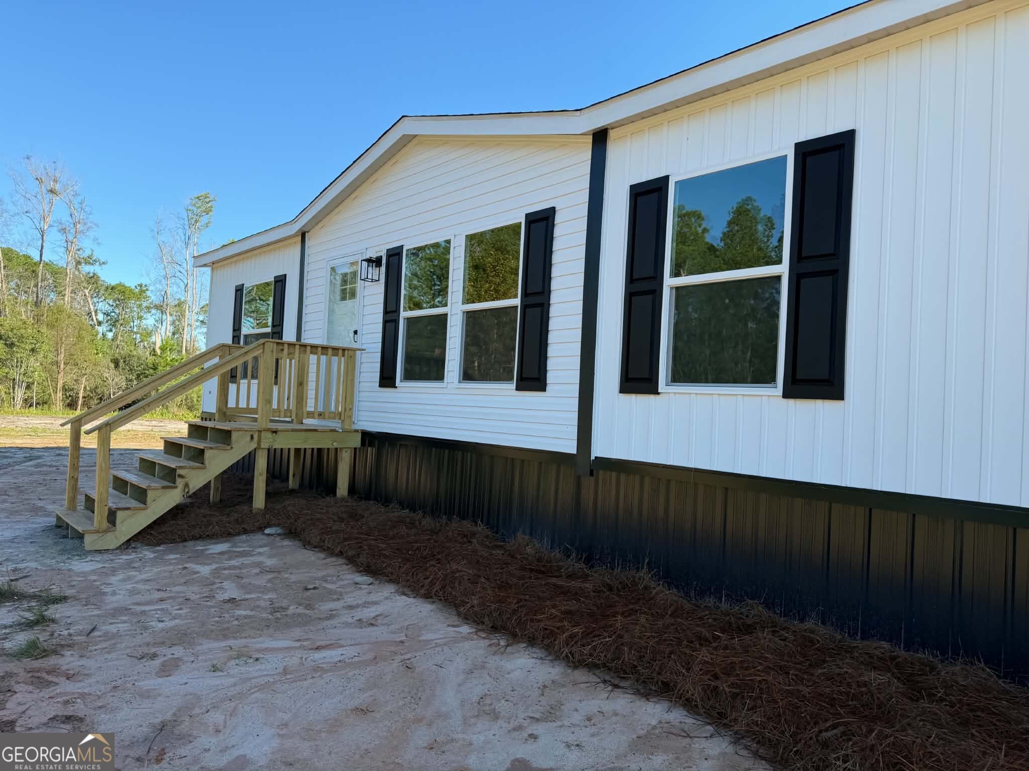 2096 Sellers RD