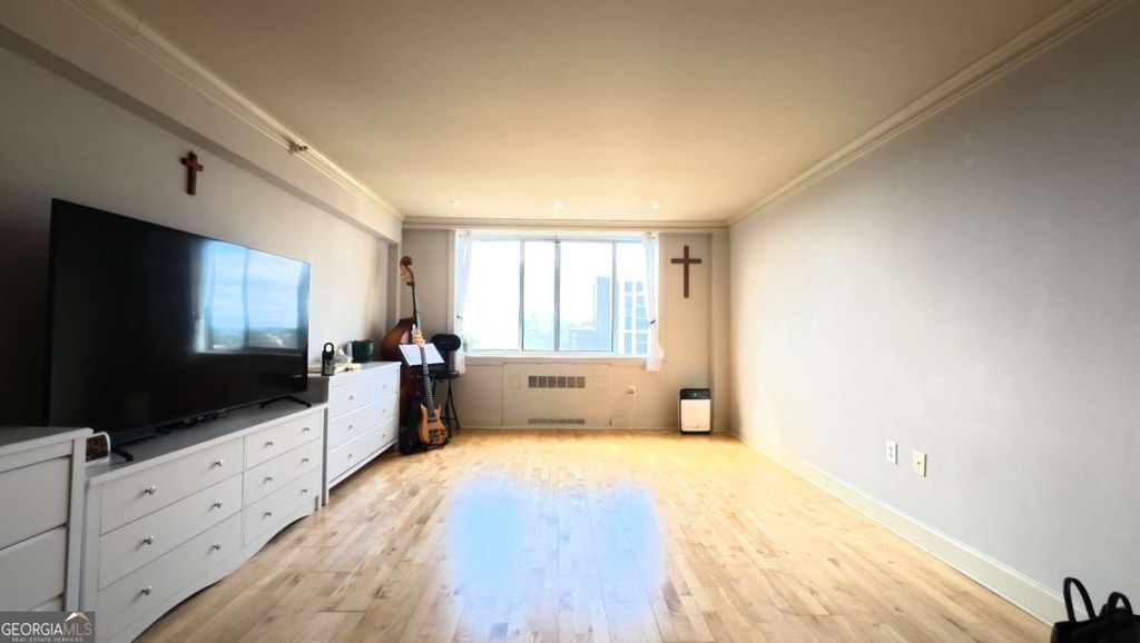 Photo of 2479 Peachtree Road NE #1306, Atlanta, GA 30305 (MLS # 10711493)