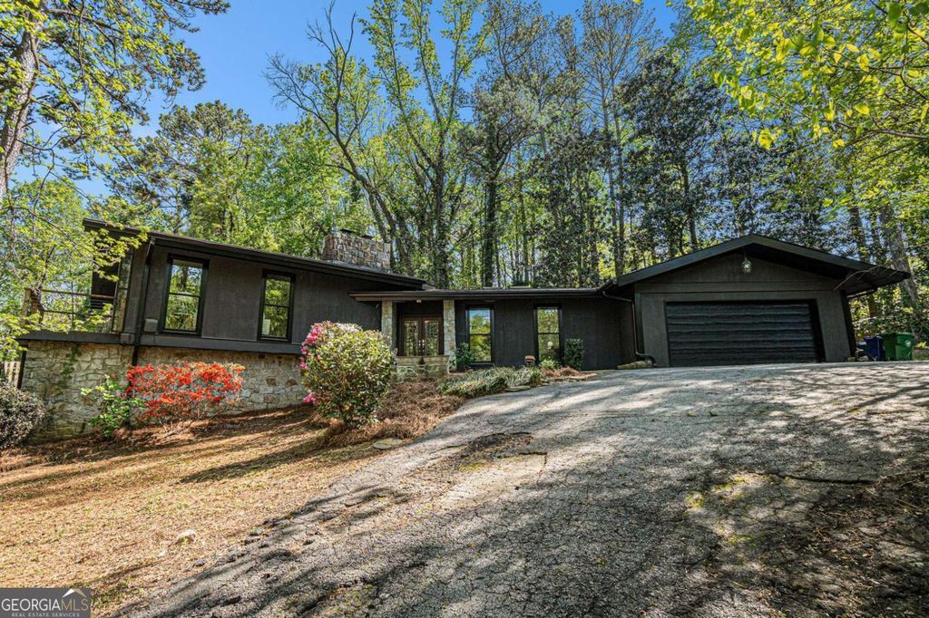 Photo of 2568 SUGARPLUM Court NE, Atlanta, GA 30345 (MLS # 10654118)