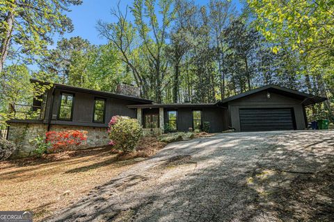 Photo of 2568 SUGARPLUM Court NE, Atlanta, GA 30345 (MLS # 10654118)