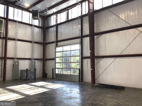 8 Solar CIR Newnan GA 30265