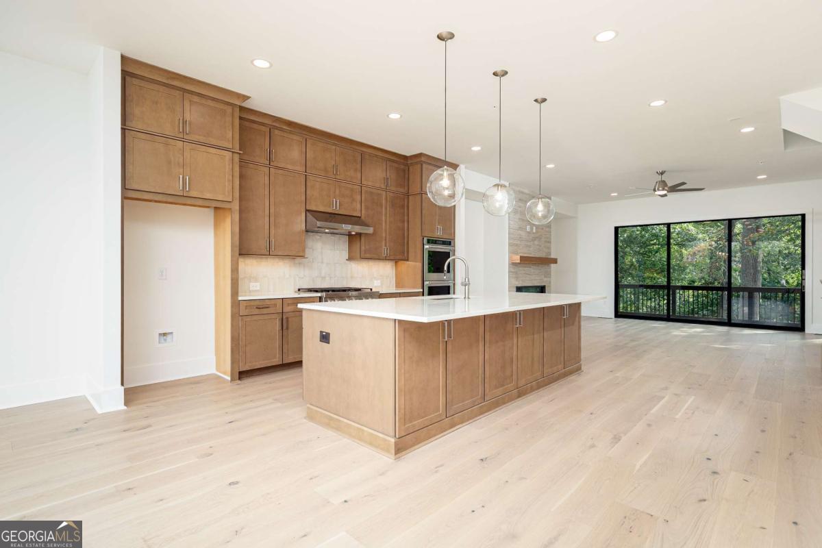 2186 Crestview DR 57