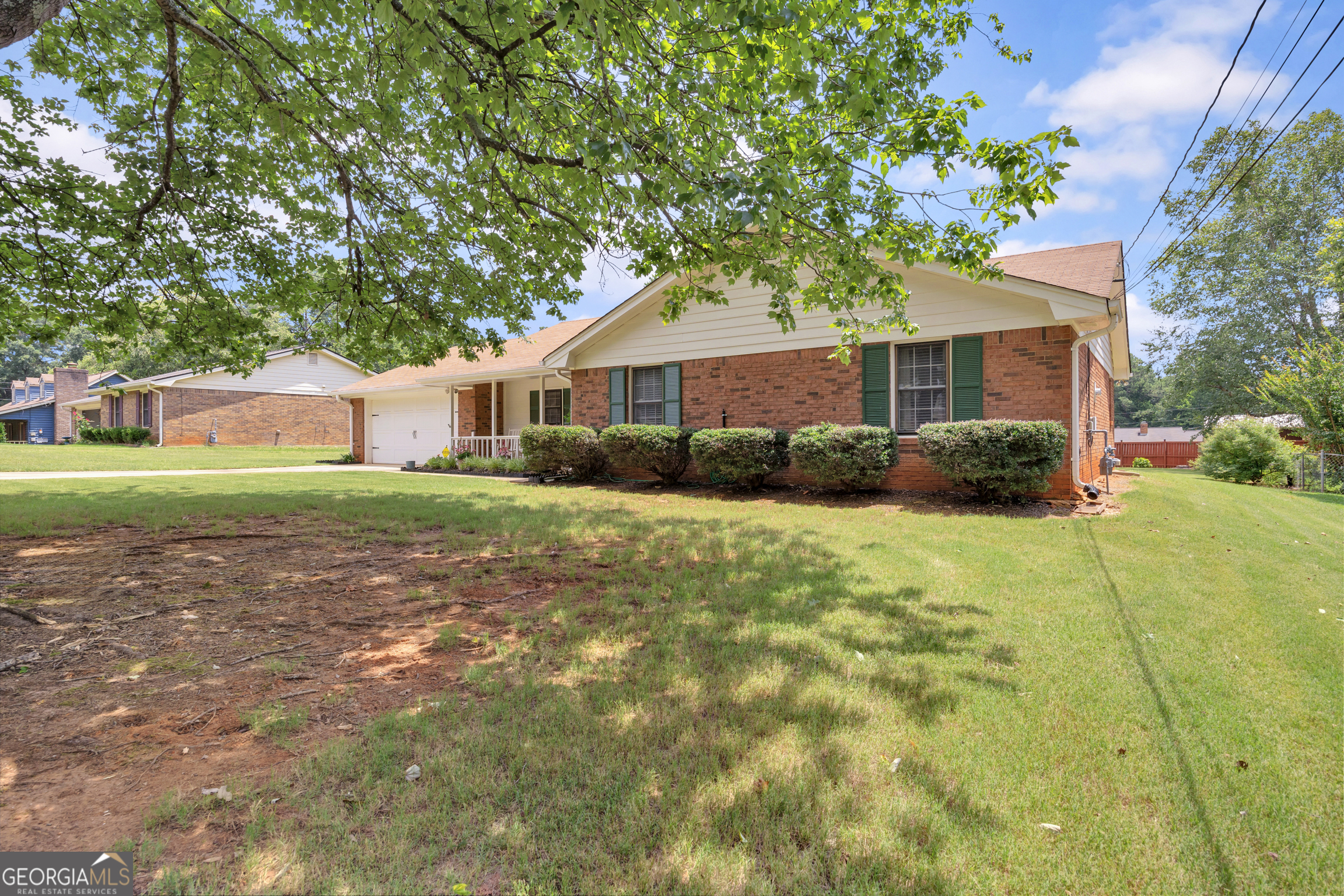 3898 Hunters Chase SW