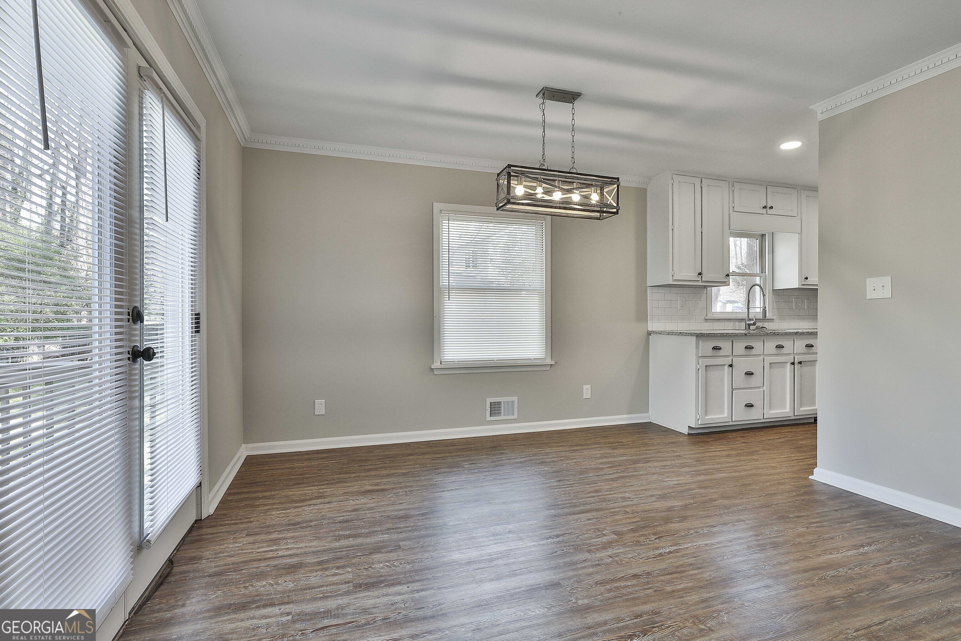 Peachtree City, Georgia 30269, United States, 3 Bedrooms Bedrooms, ,3 BathroomsBathrooms,Residential,Active,91988