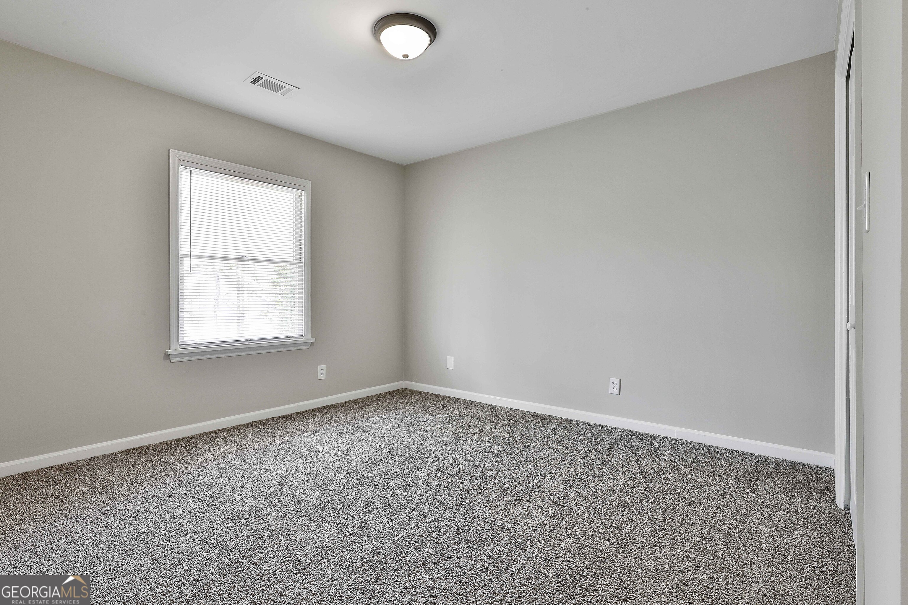 Peachtree City, Georgia 30269, United States, 3 Bedrooms Bedrooms, ,3 BathroomsBathrooms,Residential,Active,91988