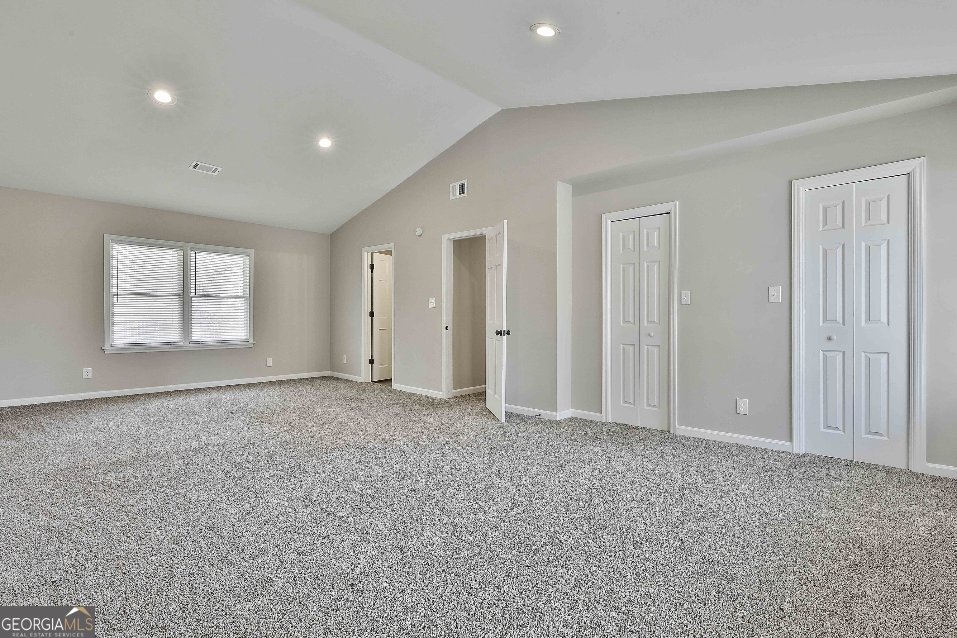 Peachtree City, Georgia 30269, United States, 3 Bedrooms Bedrooms, ,3 BathroomsBathrooms,Residential,Active,91988