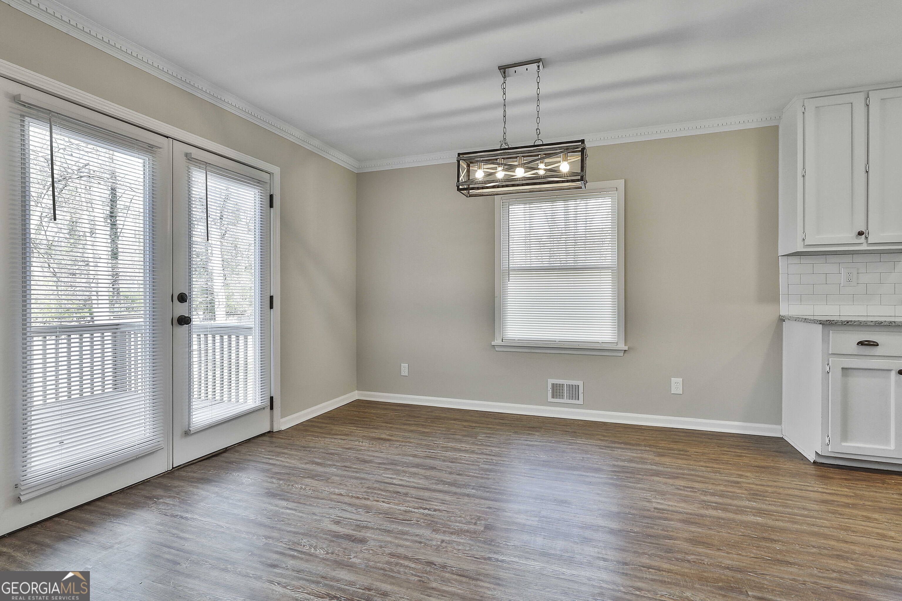 Peachtree City, Georgia 30269, United States, 3 Bedrooms Bedrooms, ,3 BathroomsBathrooms,Residential,Active,91988