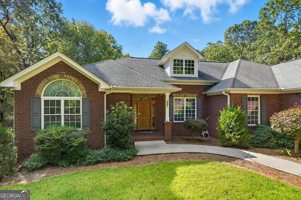 Photo of 257 Foothills Dr, Cleveland, GA 30528 (MLS # 10698935)