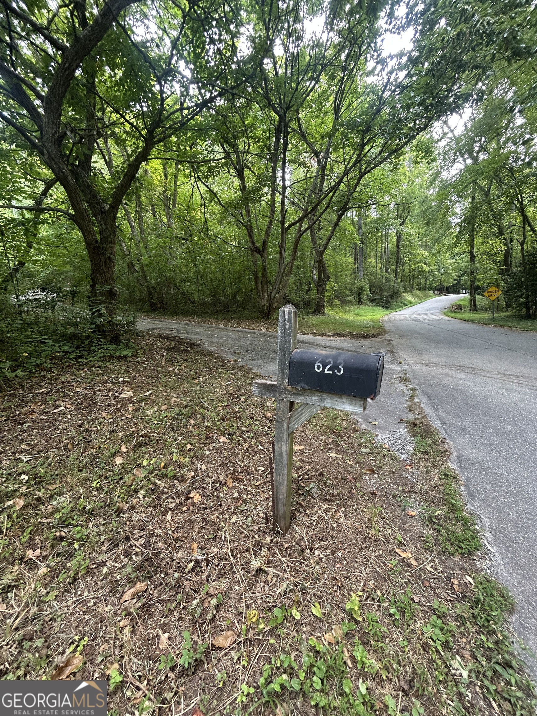 623 Deerfield DR