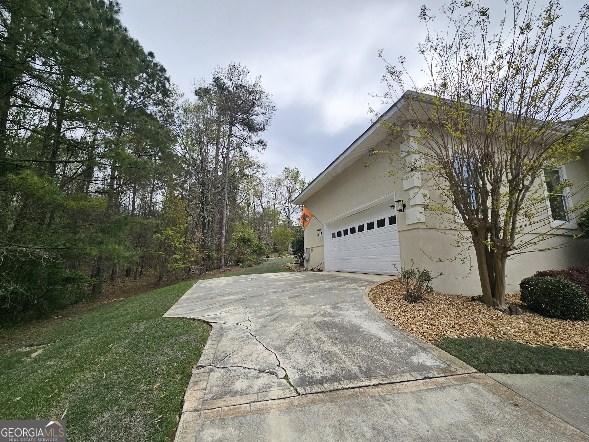 349 Hillridge CV