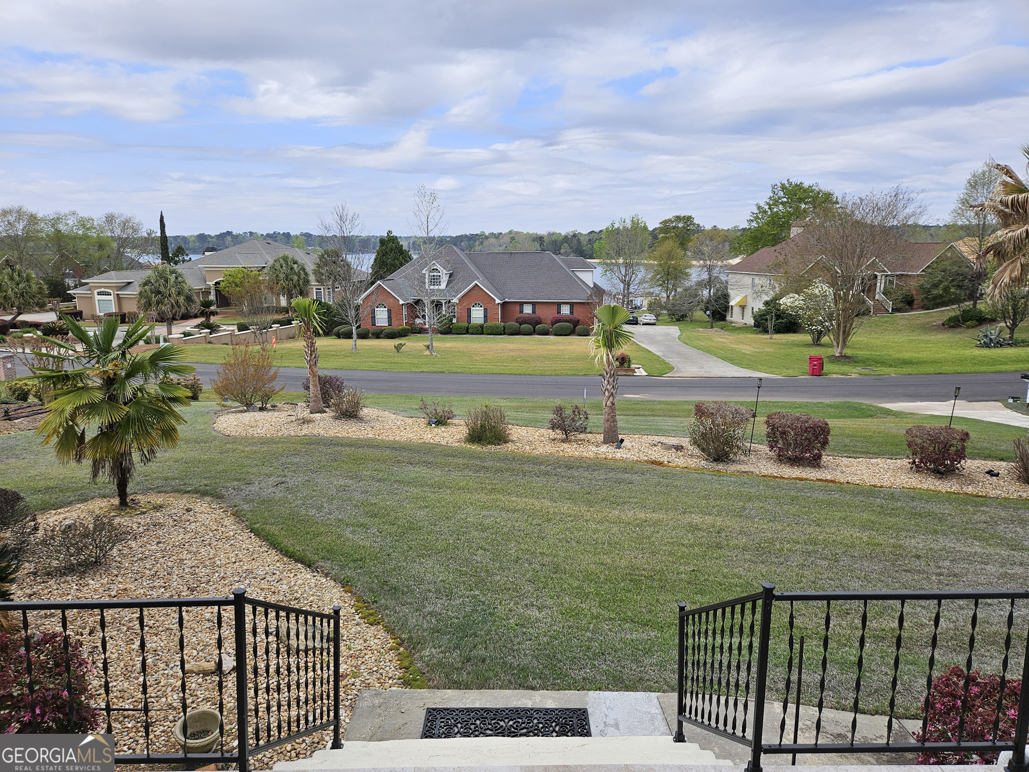 349 Hillridge CV